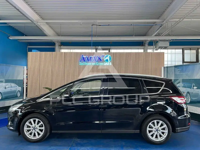 2017 Ford S-Max