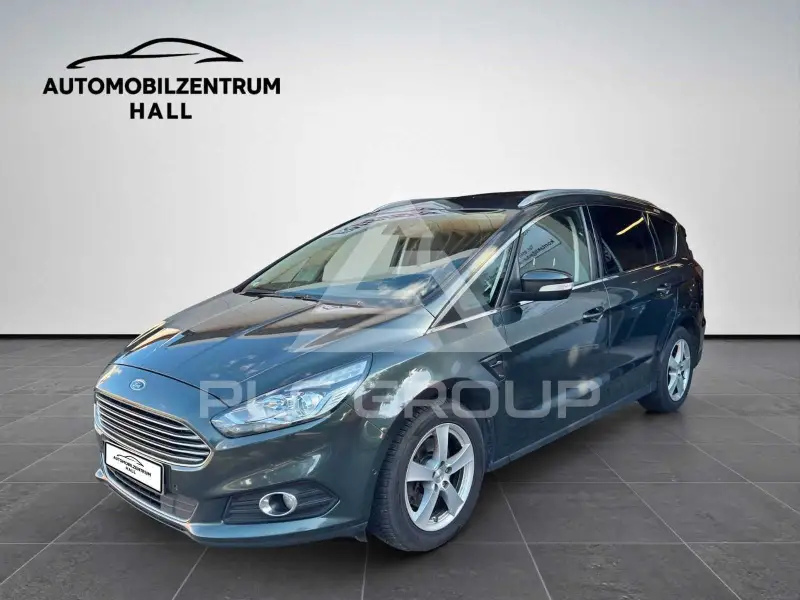 2017 Ford S-Max