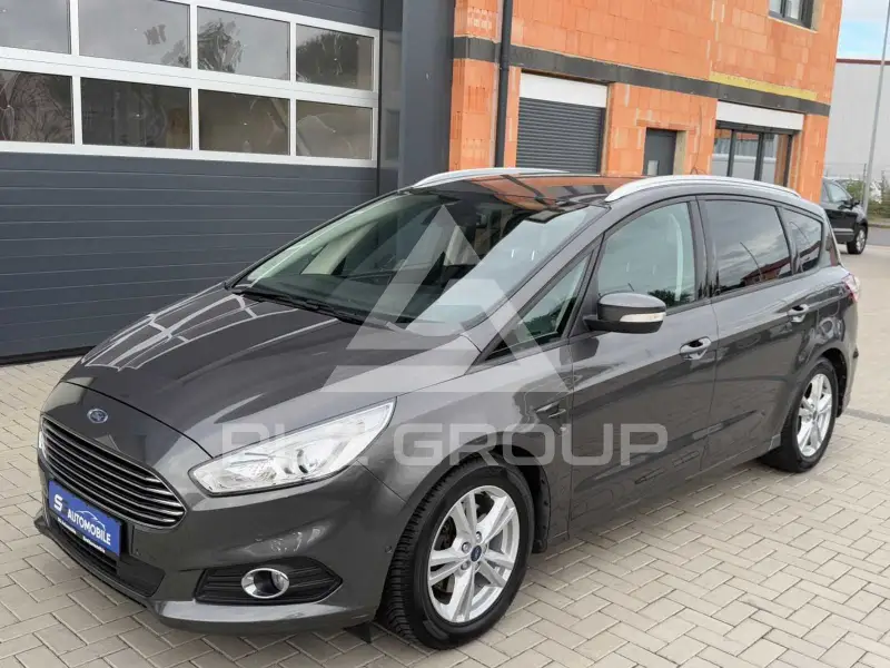 2017 Ford S-Max