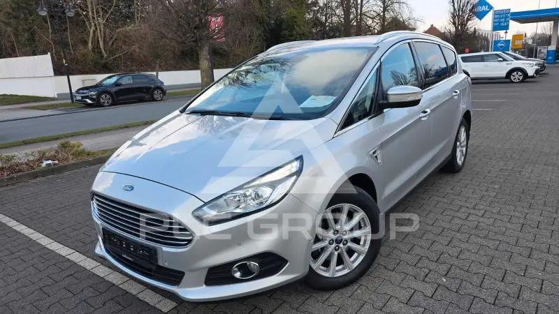 2017 Ford S-Max