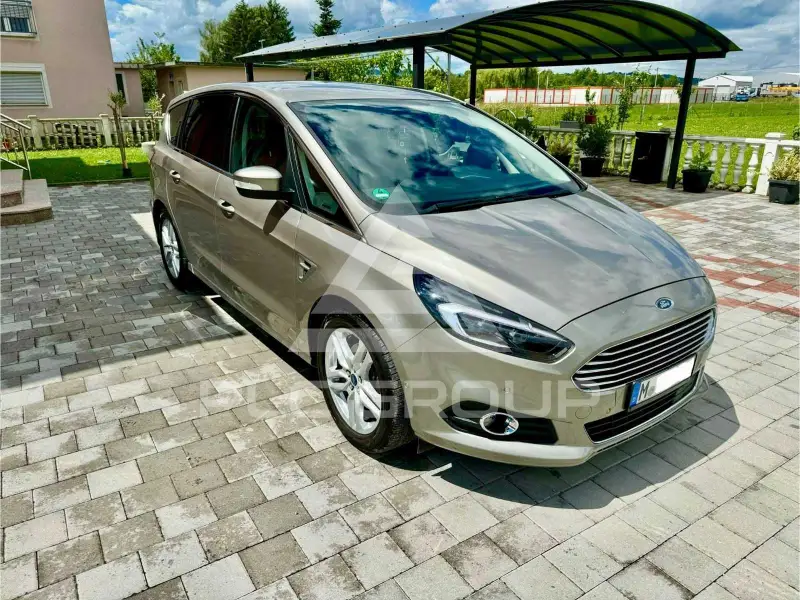 2017 Ford S-Max