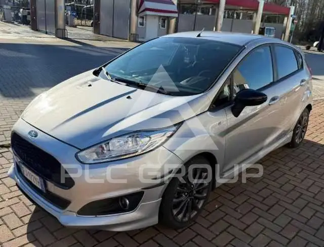 2017 Ford FIESTA