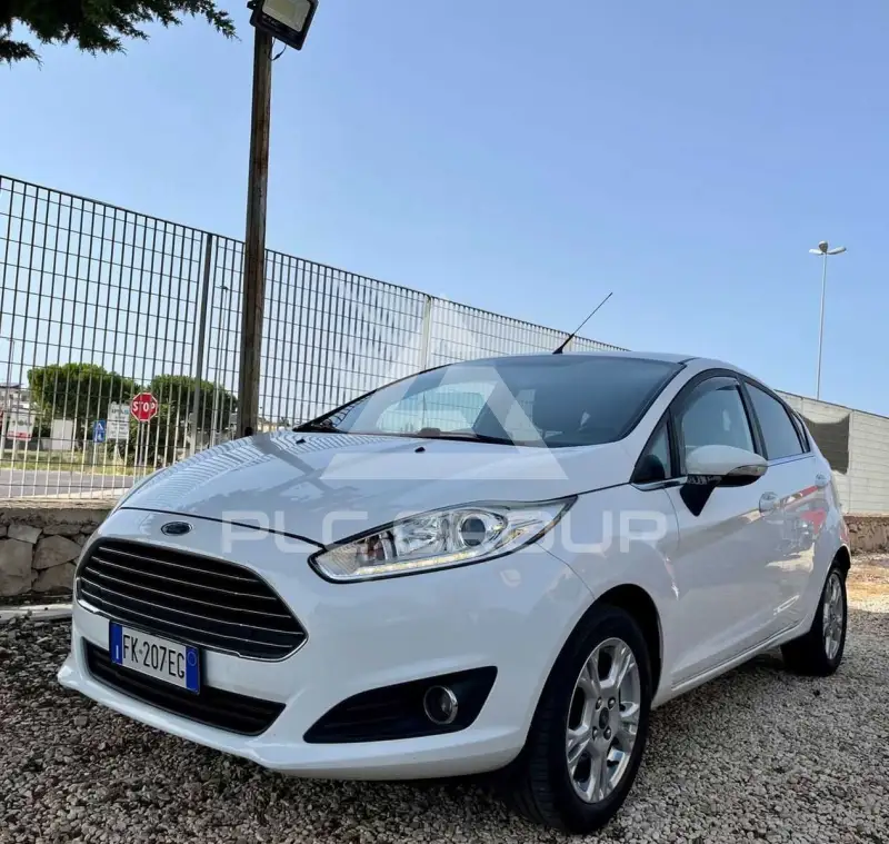 2017 Ford FIESTA