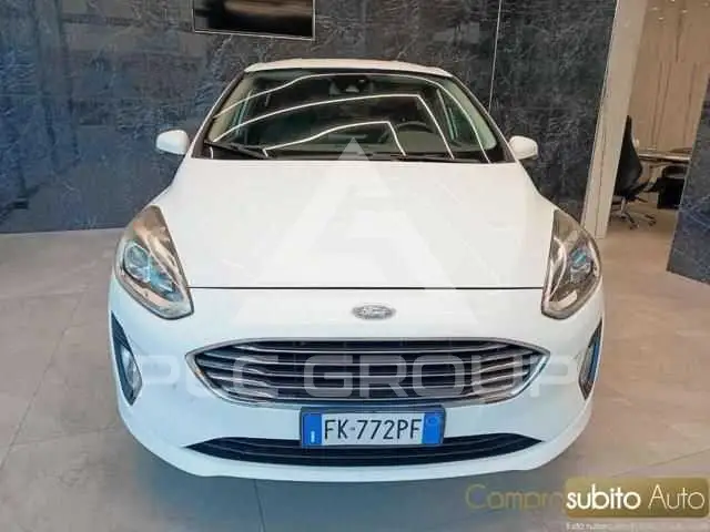 2017 Ford FIESTA