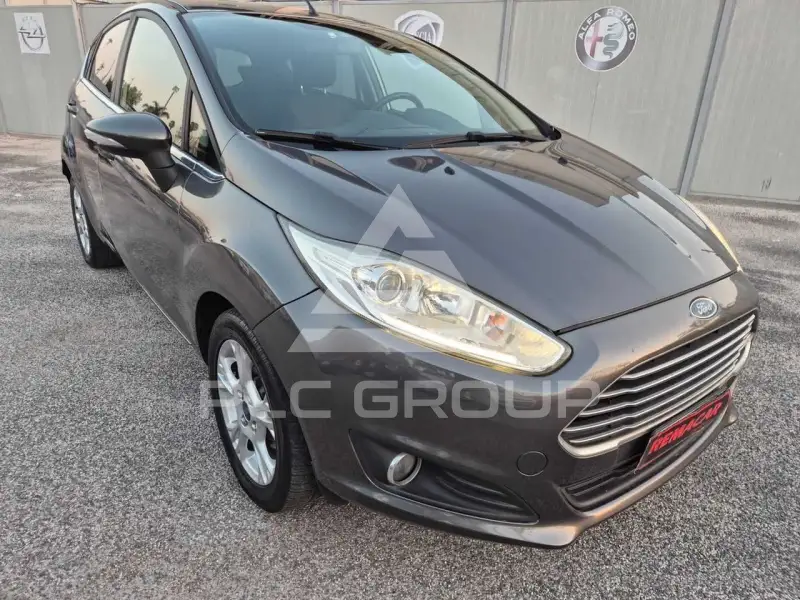 2017 Ford FIESTA