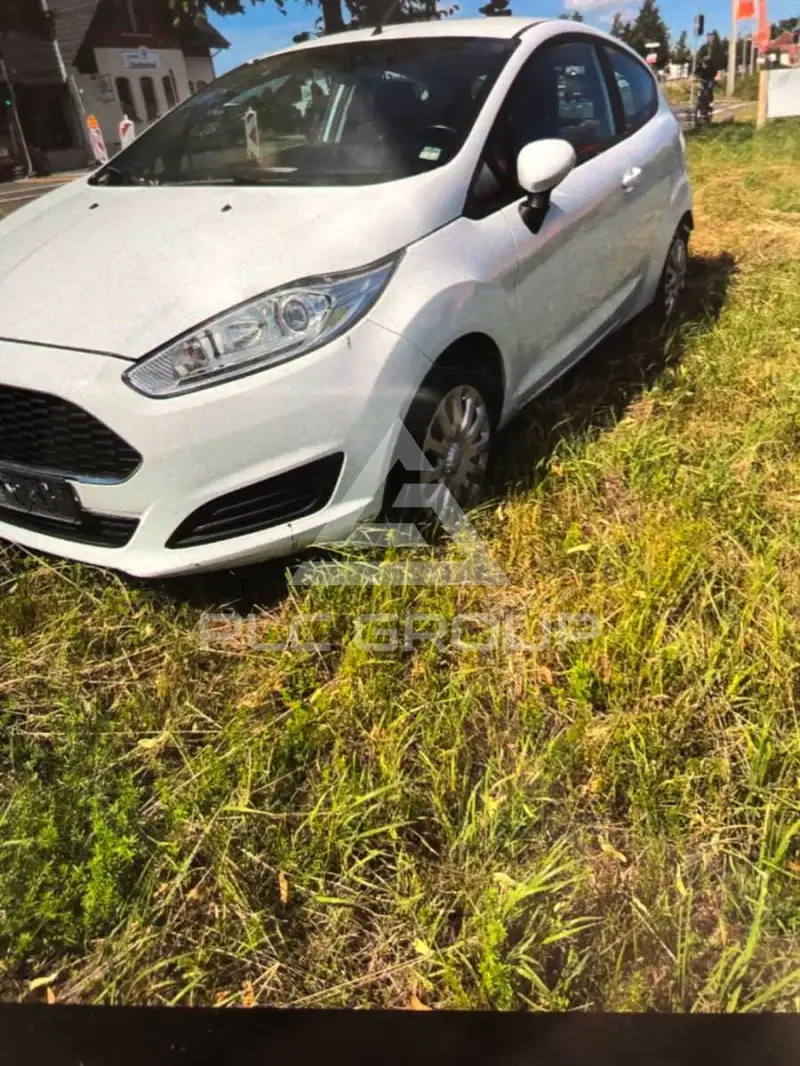 2017 Ford FIESTA