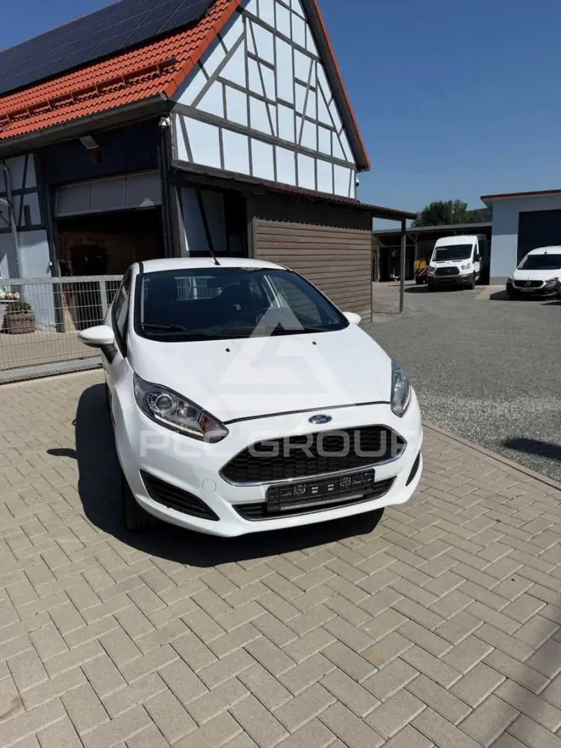 2017 Ford FIESTA