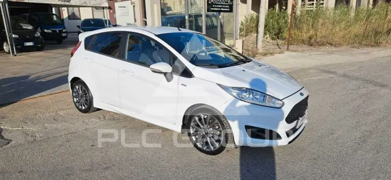2017 Ford FIESTA