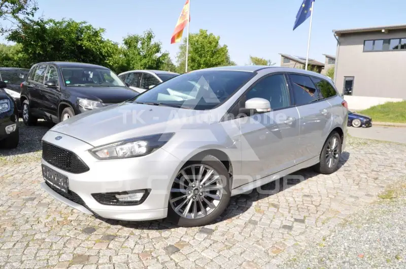 2017 Ford FOCUS