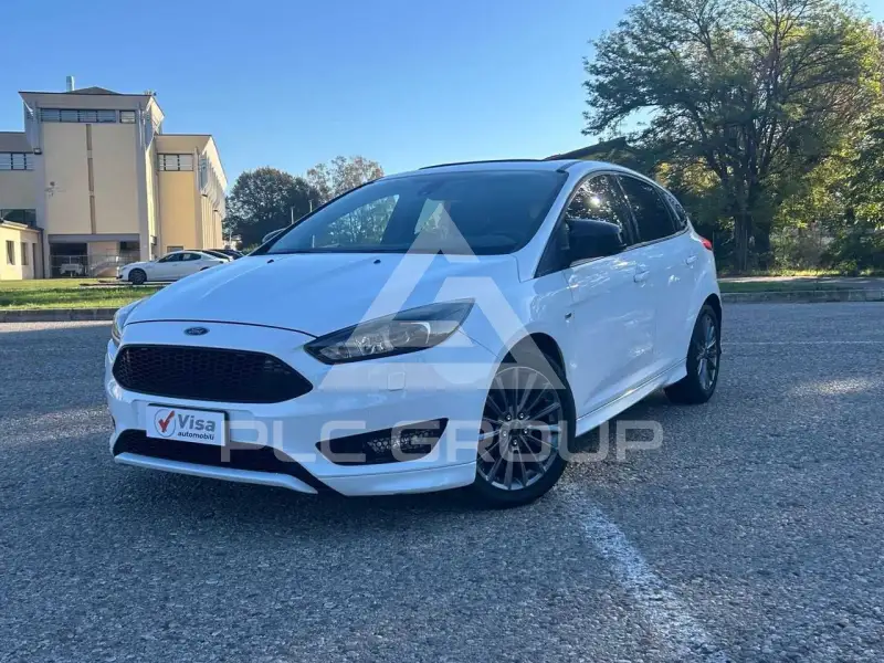 2017 Ford FOCUS