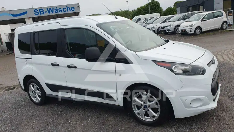 2017 Ford Tourneo