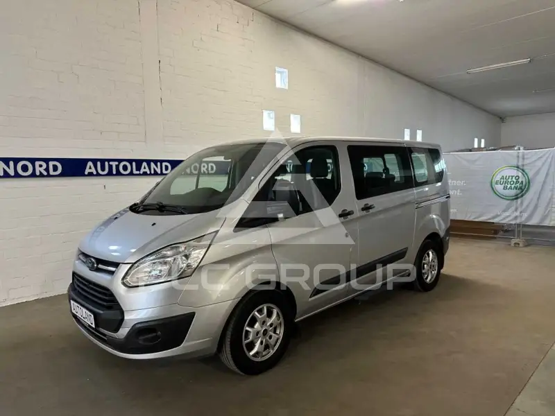 2017 Ford Tourneo