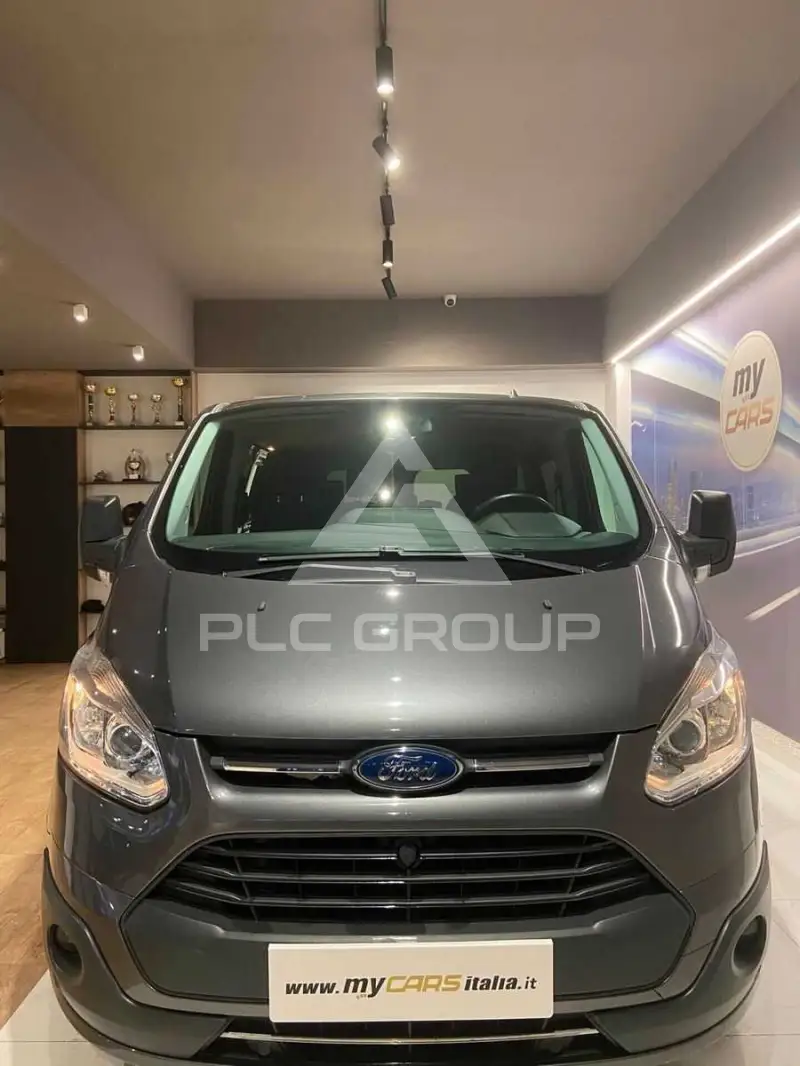 2017 Ford Tourneo