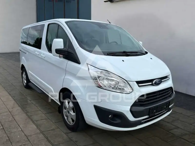 2017 Ford Tourneo