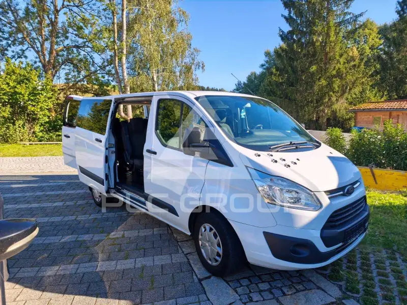2017 Ford Tourneo