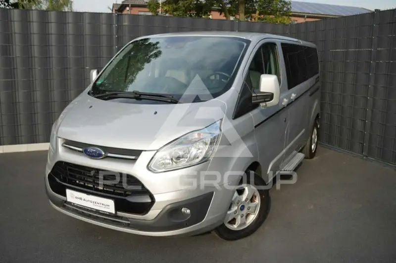 2017 Ford Tourneo