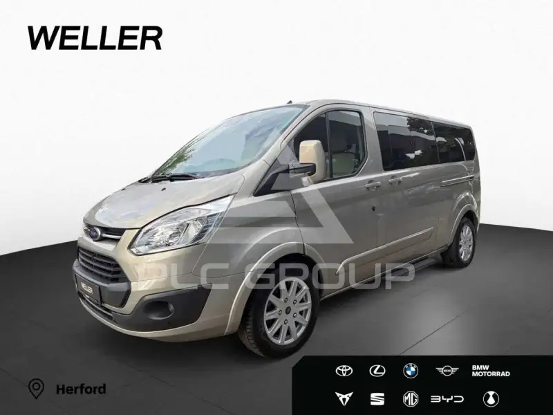 2017 Ford Tourneo