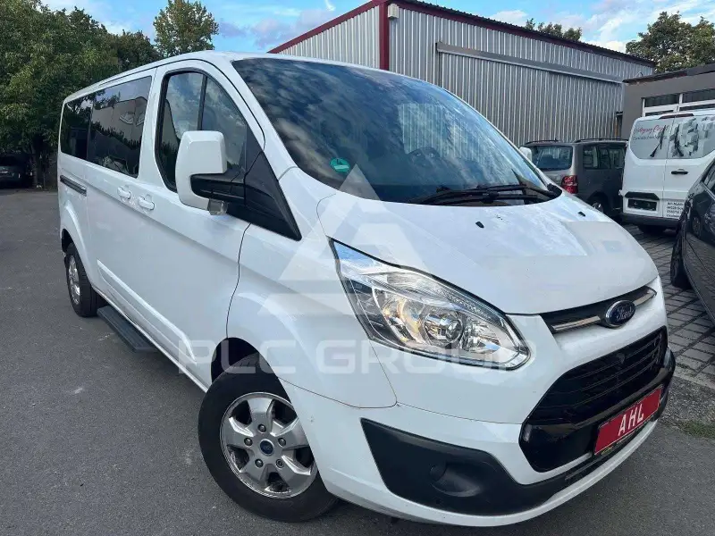 2017 Ford Tourneo