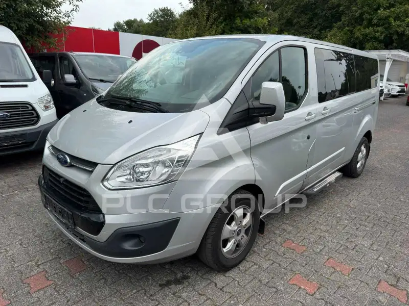 2017 Ford Tourneo