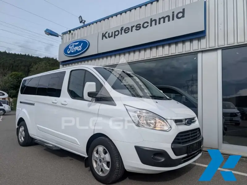 2017 Ford Tourneo