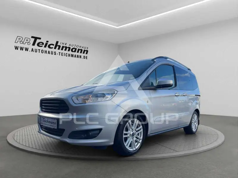 2017 Ford Tourneo