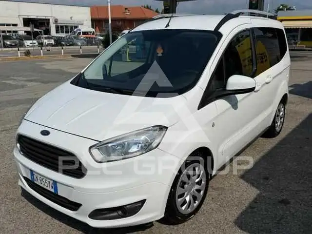 2017 Ford Tourneo