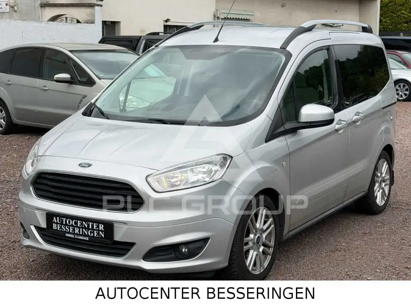 2017 Ford Tourneo