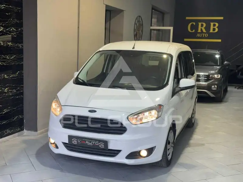 2017 Ford Tourneo