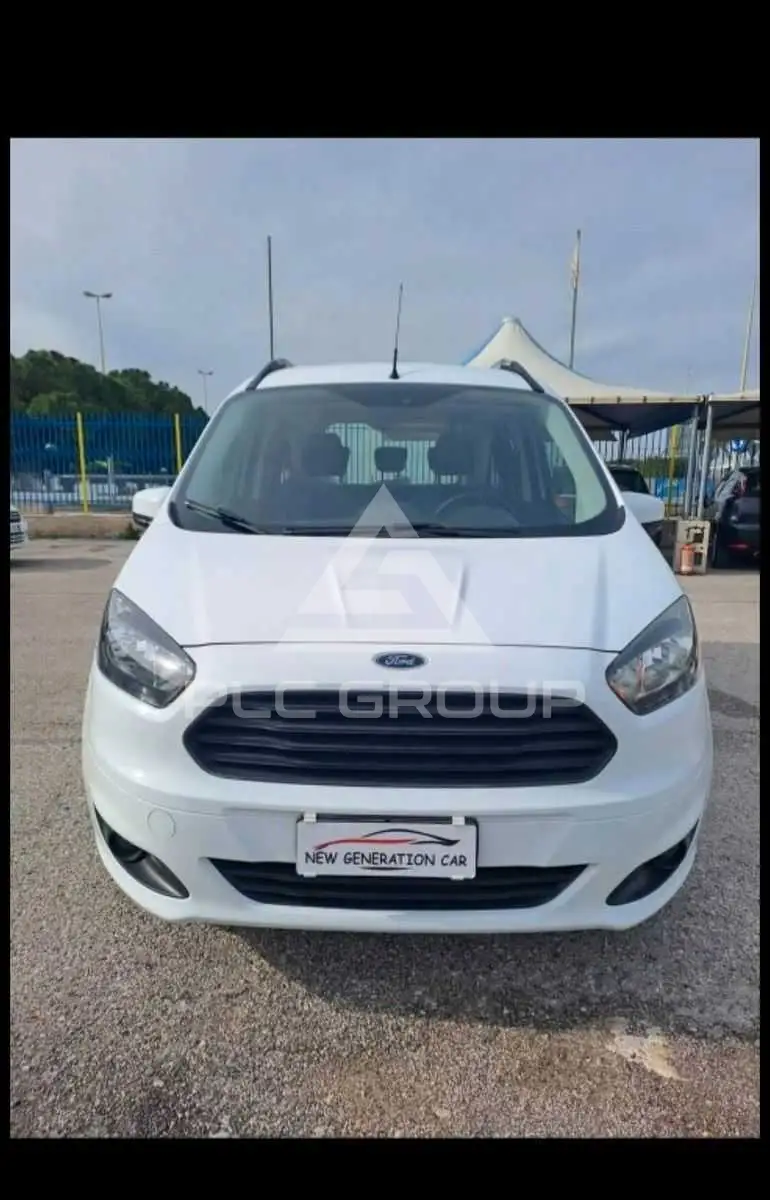2017 Ford Tourneo