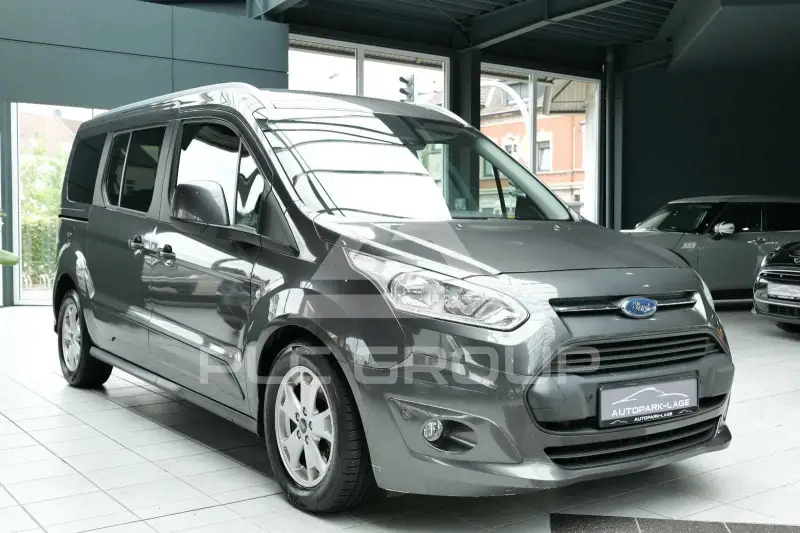 2017 Ford Tourneo