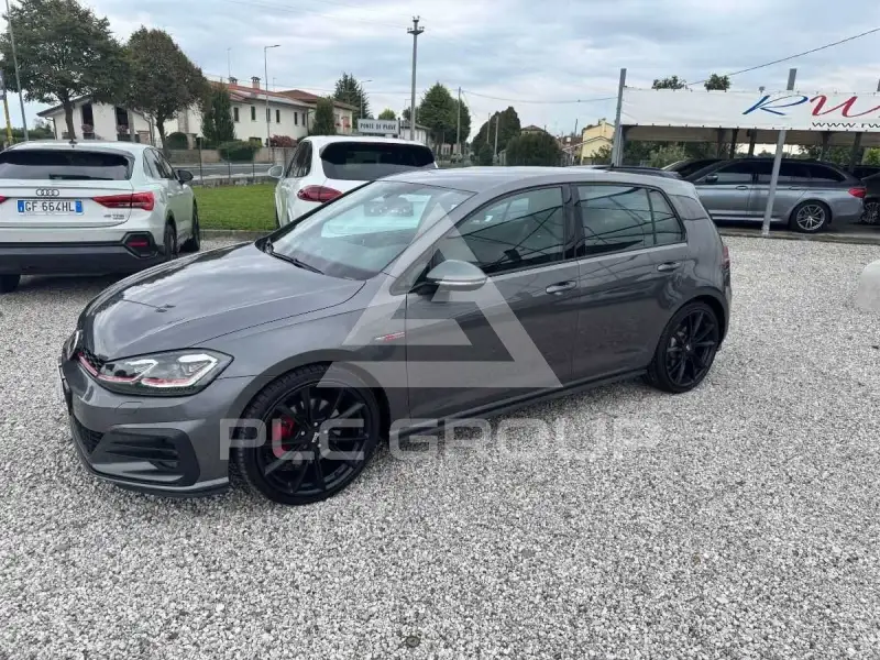 2017 Volkswagen GOLF