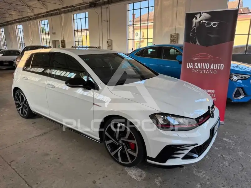 2017 Volkswagen GOLF