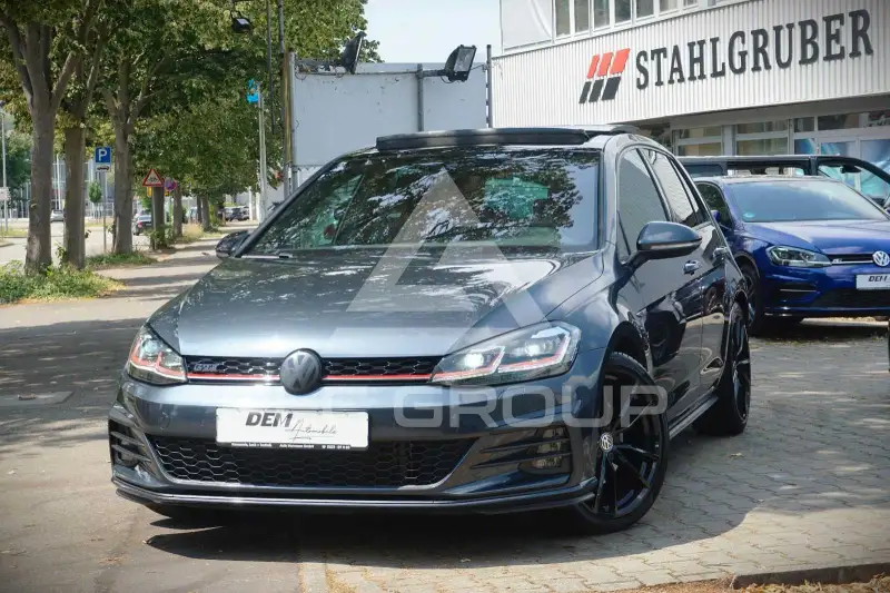2017 Volkswagen GOLF