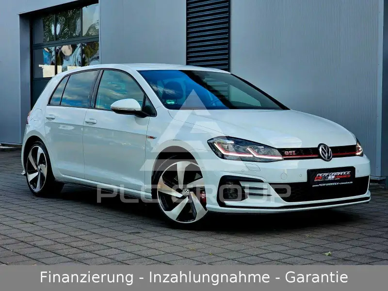 2017 Volkswagen GOLF