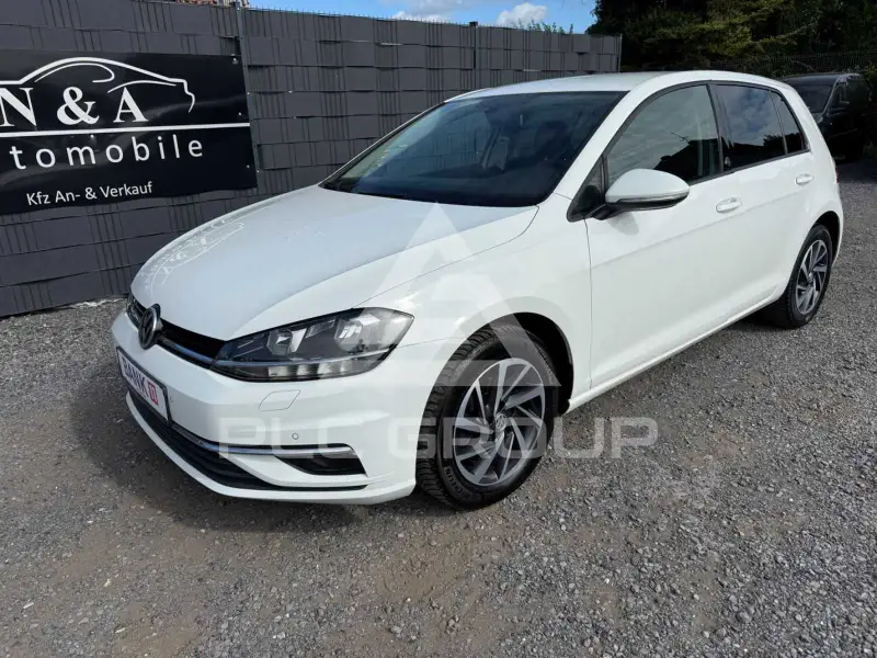 2017 Volkswagen GOLF