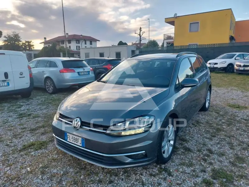 2017 Volkswagen GOLF