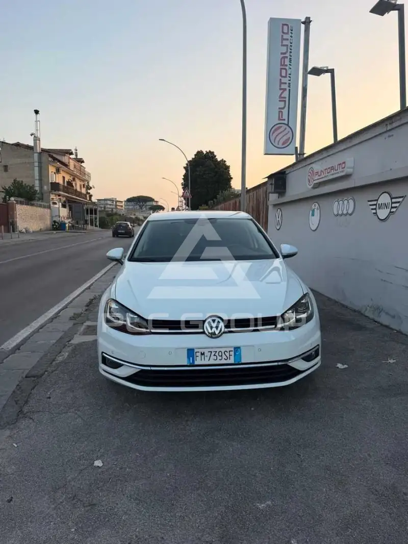 2017 Volkswagen GOLF