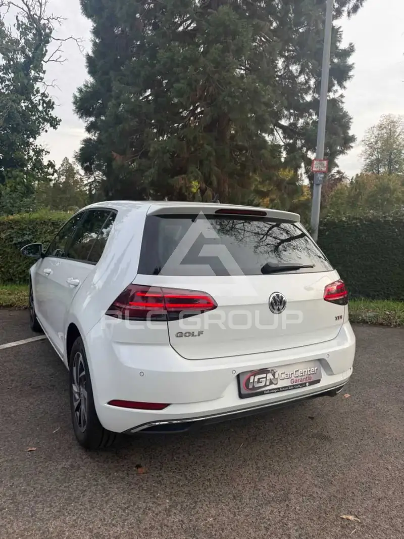 2017 Volkswagen GOLF