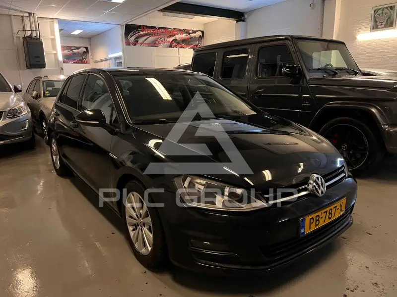 2017 Volkswagen GOLF