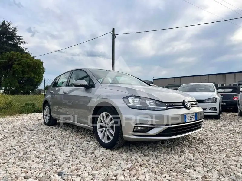 2017 Volkswagen GOLF