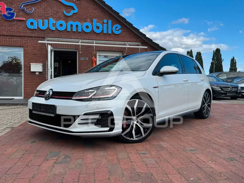 2017 Volkswagen GOLF