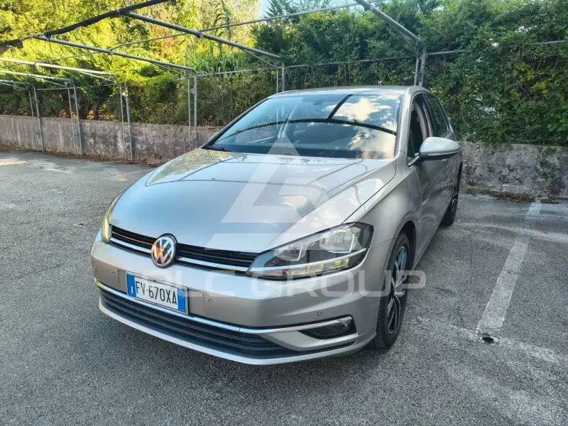2017 Volkswagen GOLF