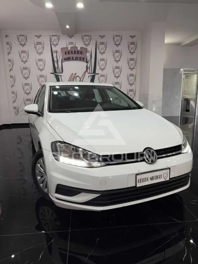 2017 Volkswagen GOLF