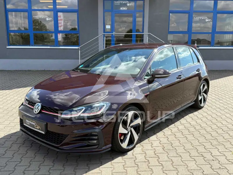 2017 Volkswagen GOLF