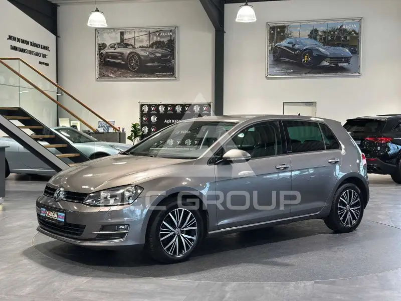 2017 Volkswagen GOLF