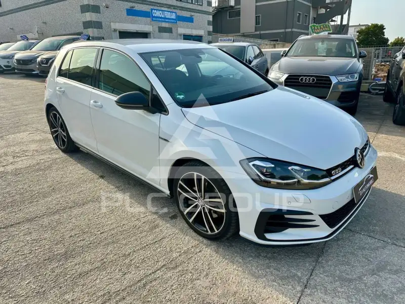 2017 Volkswagen GOLF