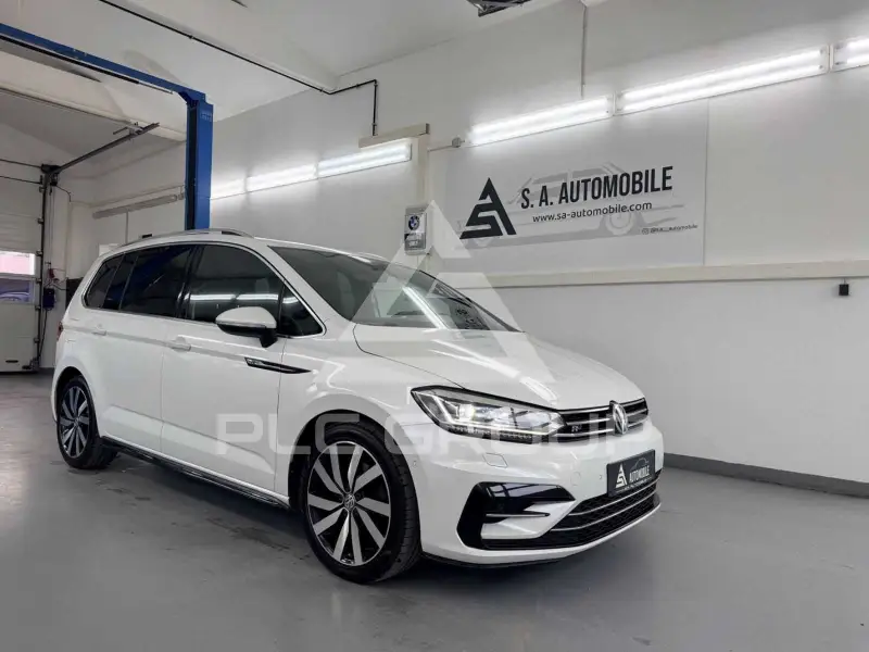 2017 Volkswagen Touran