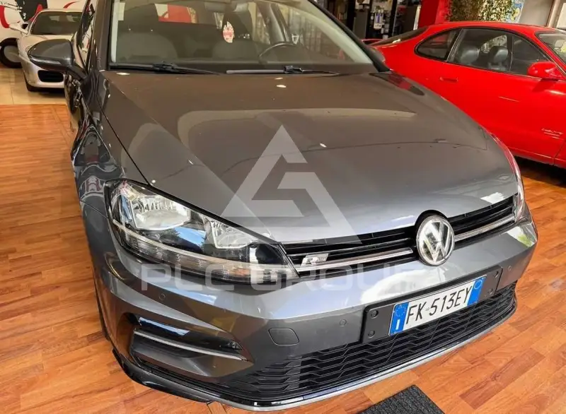 2017 Volkswagen GOLF