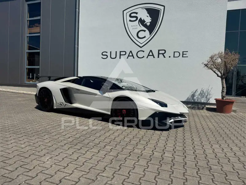 2017 Lamborghini Aventador