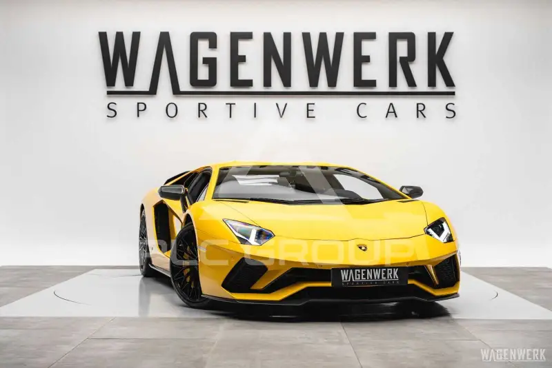 2017 Lamborghini Aventador